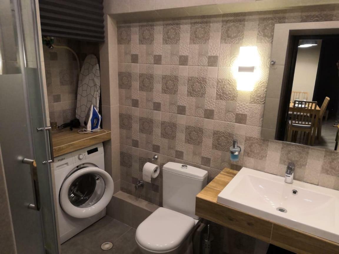 Comfortable Apartment Near The Central Beach Неа-Скиони Экстерьер фото